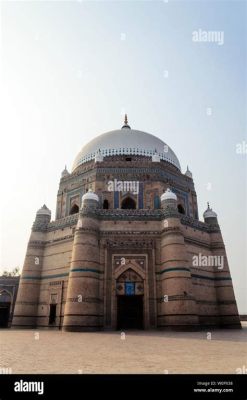  La Tomba di Shah Rukn-e-Alam: Un capolavoro di architettura Mughal e un rifugio per anime inquiete!